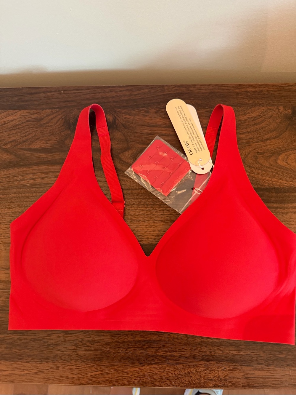 Oeak red bra- new